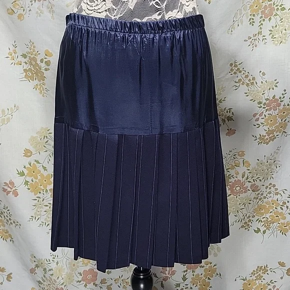 Vtg. 3 pc double breasted pinstripe suit - Picture 10 of 12